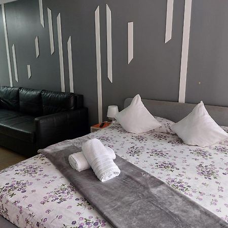Optimus Comfort Валенсія Екстер'єр фото