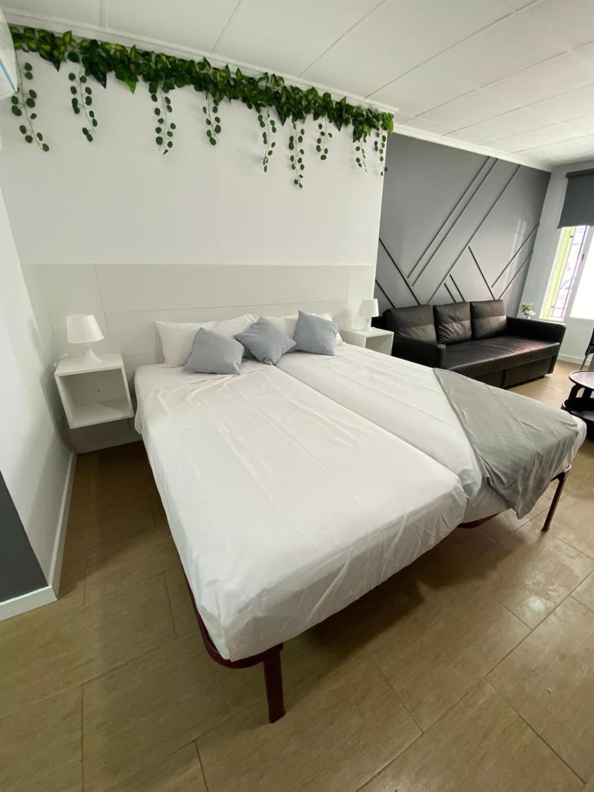 Optimus Comfort Валенсія Екстер'єр фото