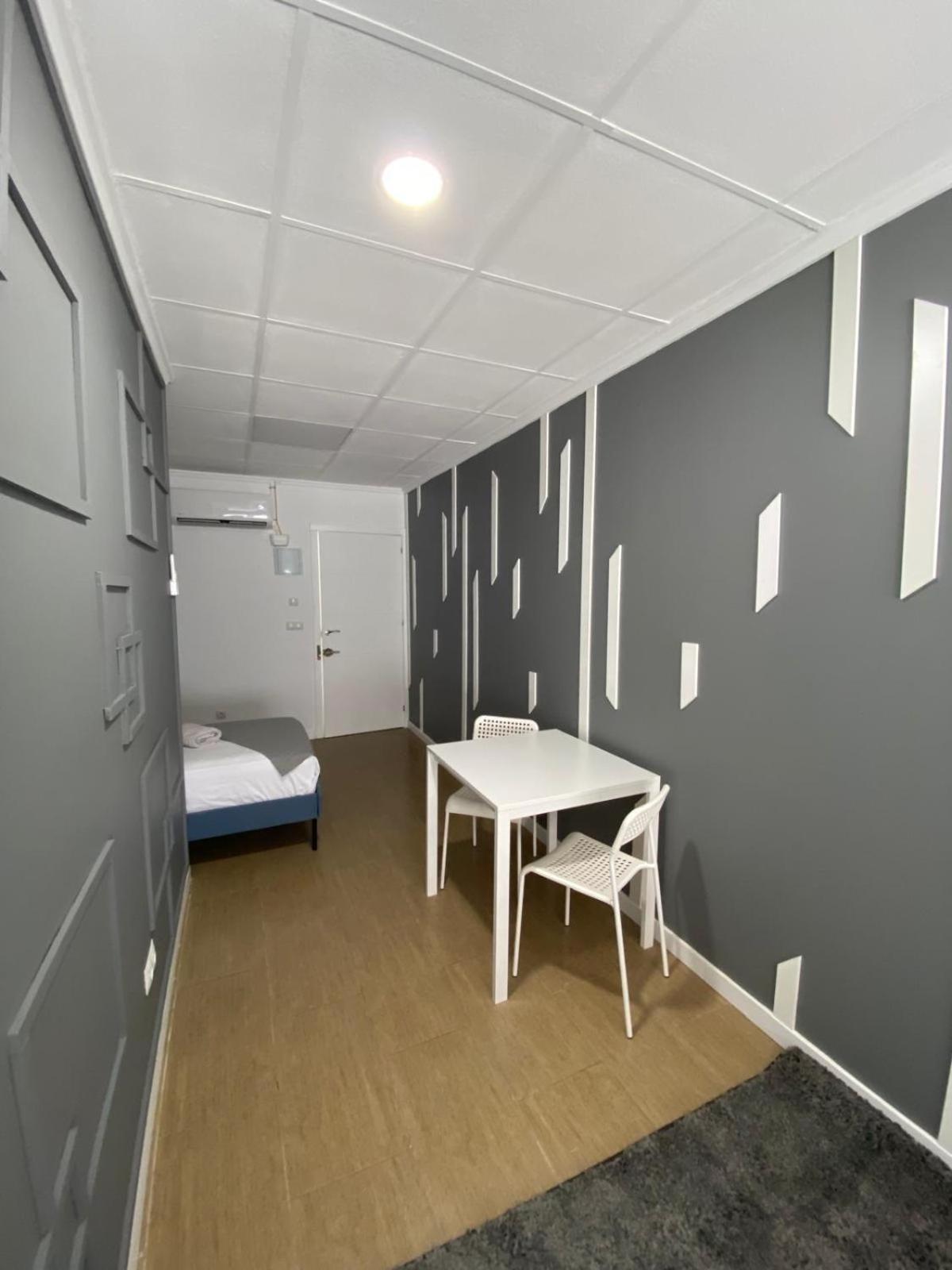 Optimus Comfort Валенсія Екстер'єр фото