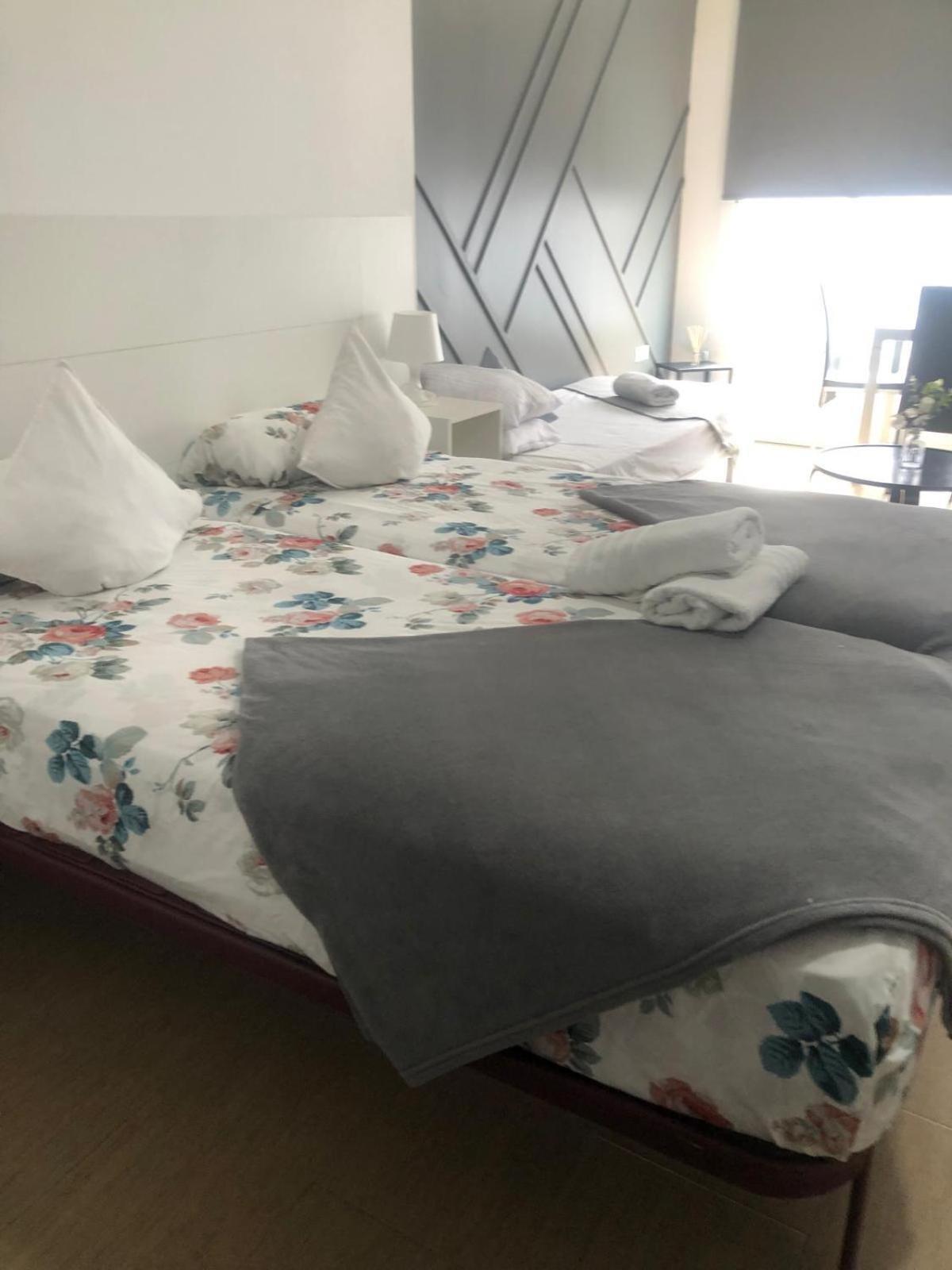 Optimus Comfort Валенсія Екстер'єр фото